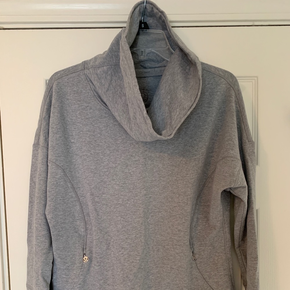 Lululemon pullover sweatshirt sz 8